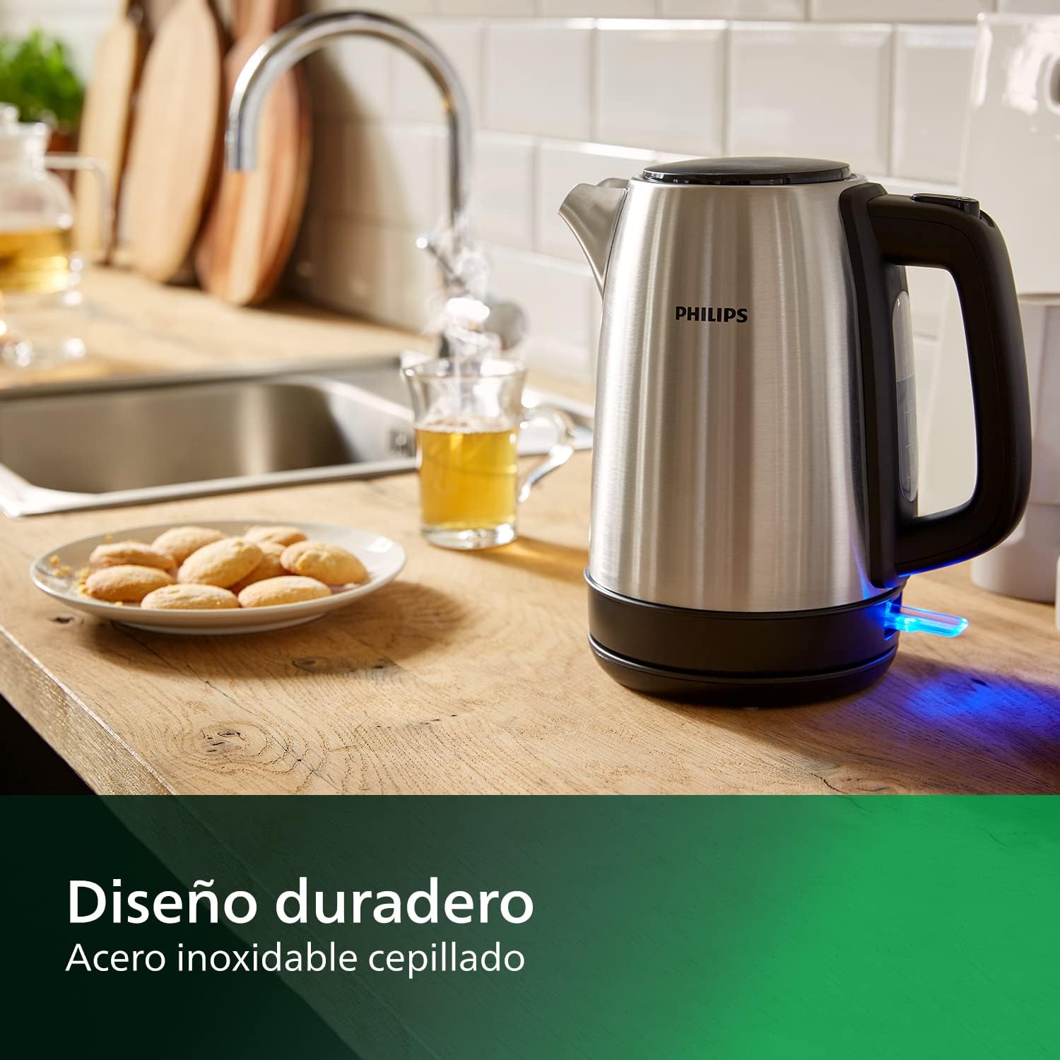 Philips Daily Collection Stainless Steel Kettle 2200 Watts, Silver/Black,1.7 Liters Capacity,HD9350/92