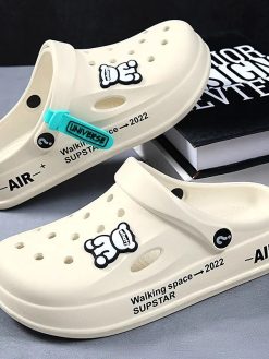 New Sandals Women 2023 Summer Slippers Outdoor Clogs Shoes Thick Sole Sandals Female Eva Non-Slip Home Slides Couple Flip Flops