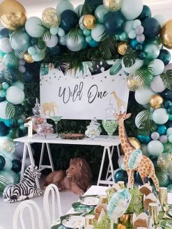 Jungle Party Balloons Garland Arch Kit 167Pcs - Green Balloons, Palm Leaf for Jungle Safari Party, Baby Shower, Birthday, Animal Party Decoration