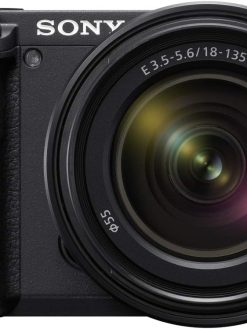 Sony Alpha 6400 | APS-C Spiegellose Kamera mit Sony 16-50mm f/3.5-5.6 Power-Zoom-Objektiv (Schneller 0,02s Autofokus 24,2 Megapixel, 4K-Filmaufnahmen, neigbares Display für Vlogging), Schwarz